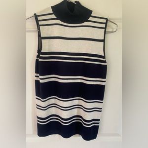 525 America sleeveless sweater